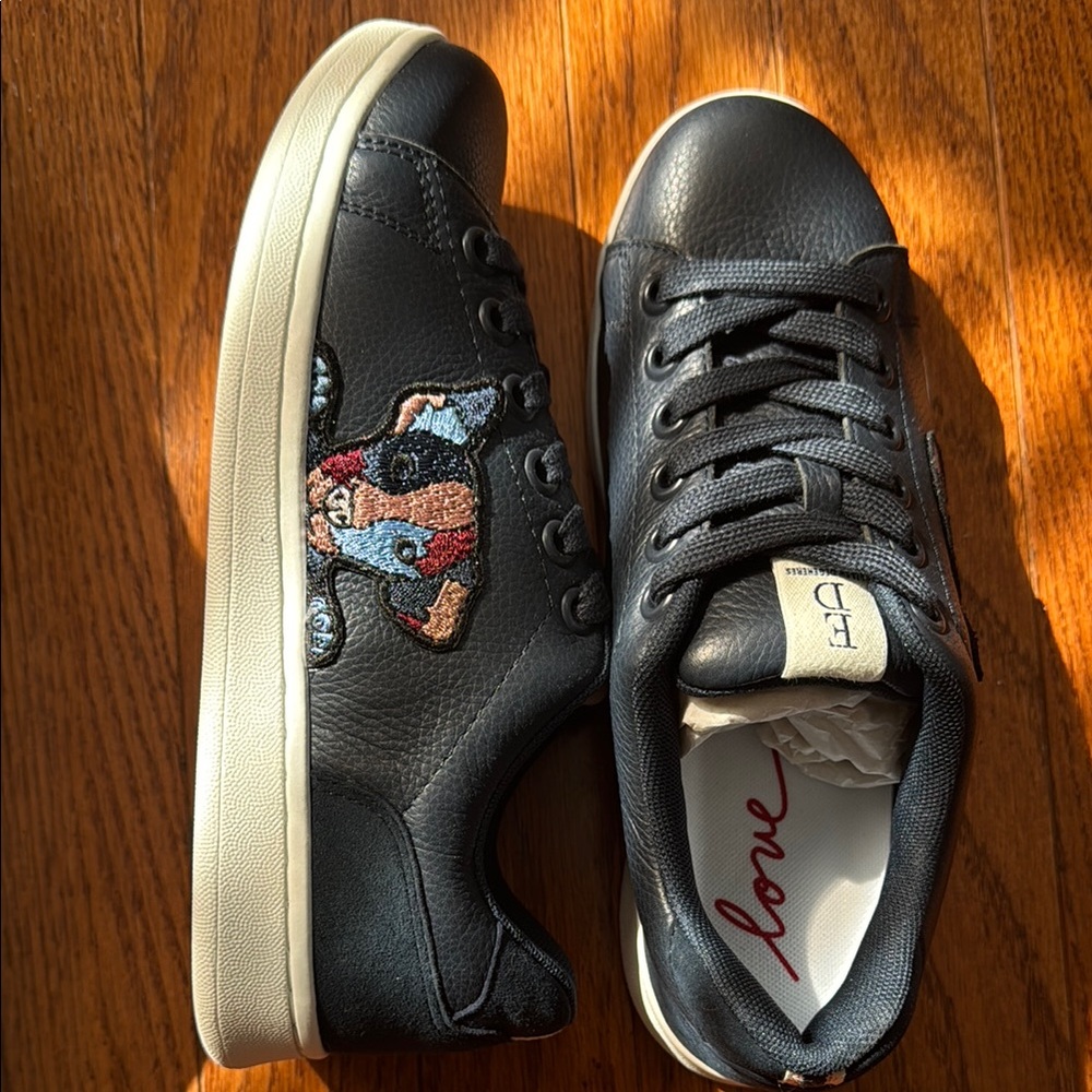 Ellen DeGeneres Black Sneakers with Embroidered Design